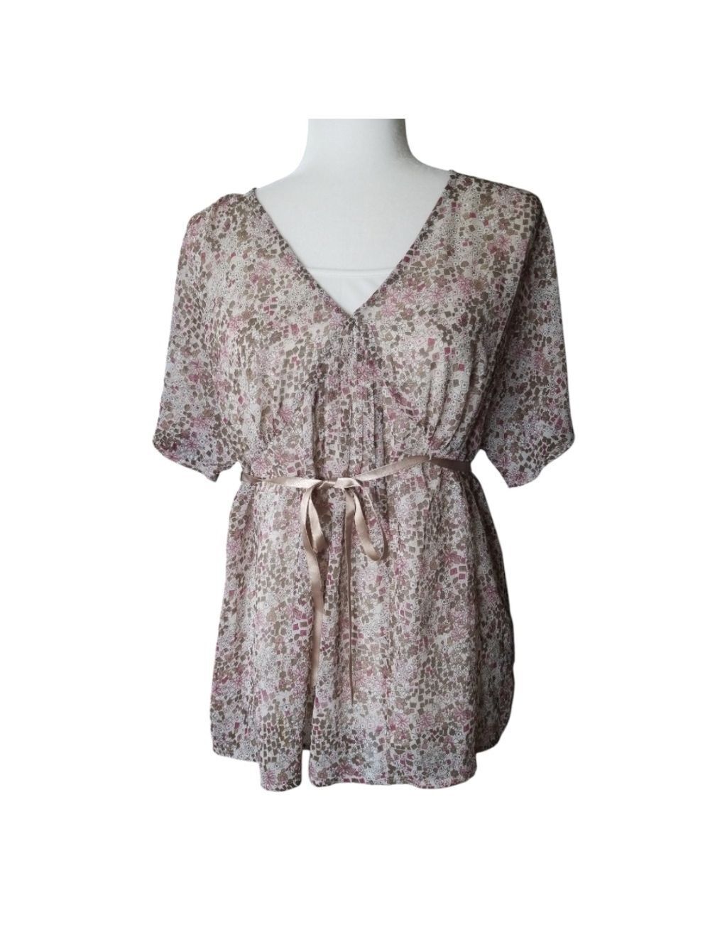 Oh Baby by Motherhood Cream and Tan Tie Front Blouse